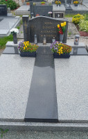/album/dvouhroby/20250606-101809a-jpg/